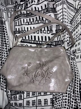 Women's Floral Embossed Shoulder Bag - Light Gray